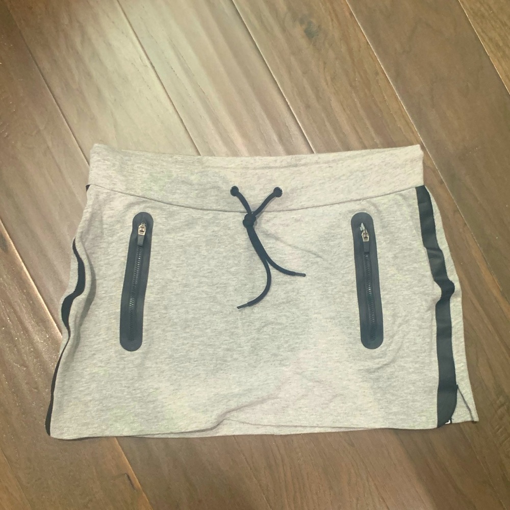 Fabletics sweatshirt skirt